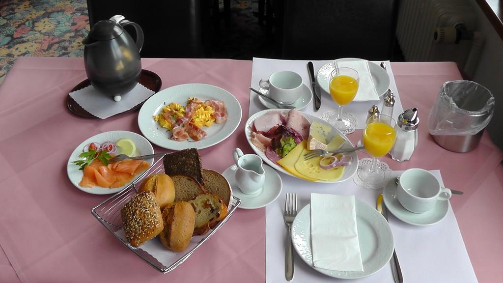 Hotel Kurhaus Uhlenberg Bad Muenstereifel Eksteriør billede